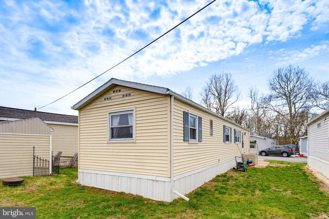 15 CONESTOGA MNR, Leola, PA 17540