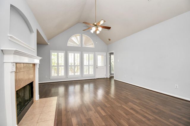 16827 Dunbar Grove Court, Sugar Land, TX 77498