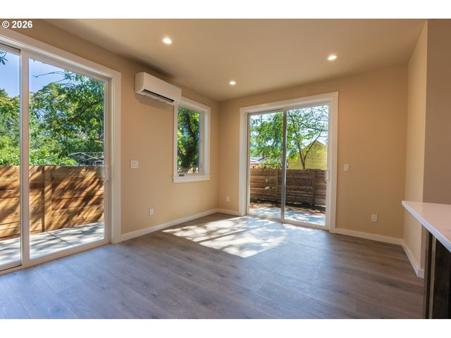 5122 Se 66TH Ave, Portland, OR 97206