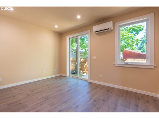 5122 Se 66TH Ave, Portland, OR 97206