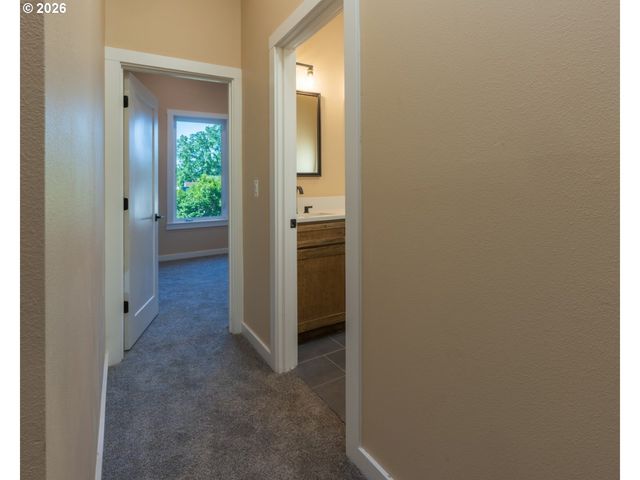5122 Se 66TH Ave, Portland, OR 97206