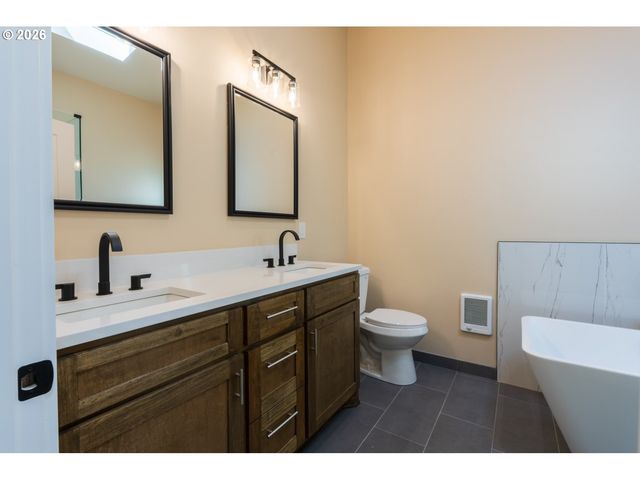 5122 Se 66TH Ave, Portland, OR 97206