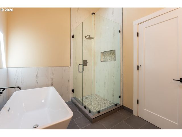 5122 Se 66TH Ave, Portland, OR 97206