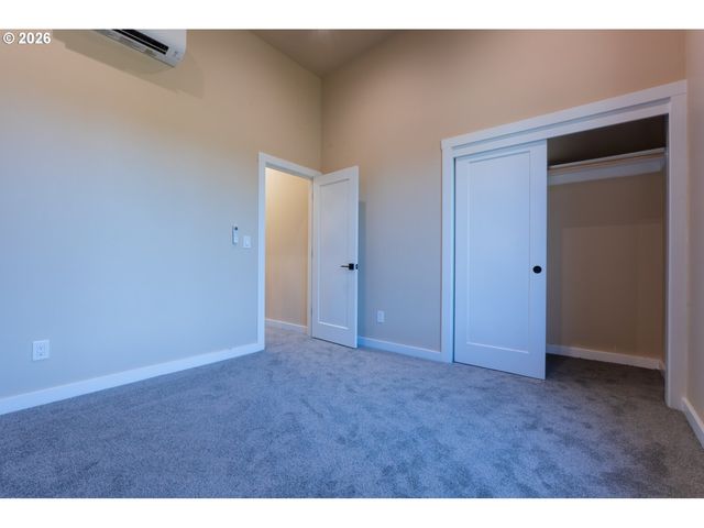 5122 Se 66TH Ave, Portland, OR 97206