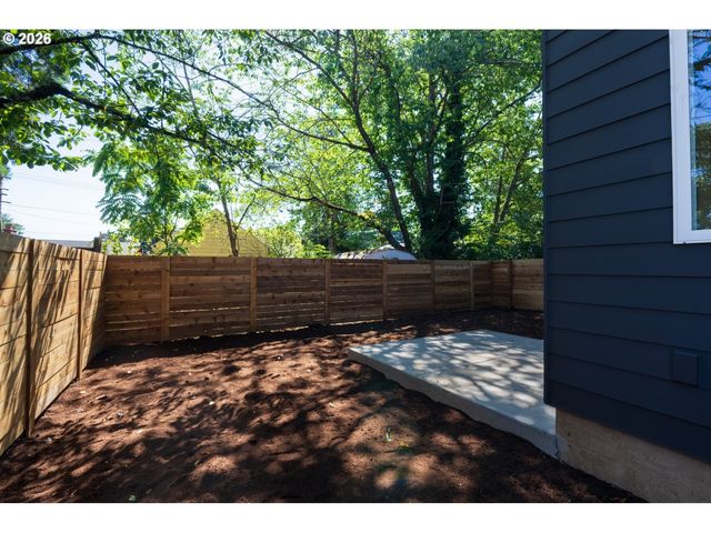 5122 Se 66TH Ave, Portland, OR 97206