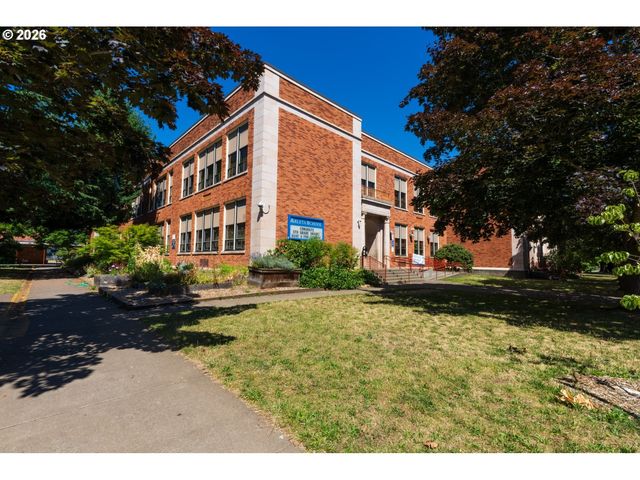 5122 Se 66TH Ave, Portland, OR 97206