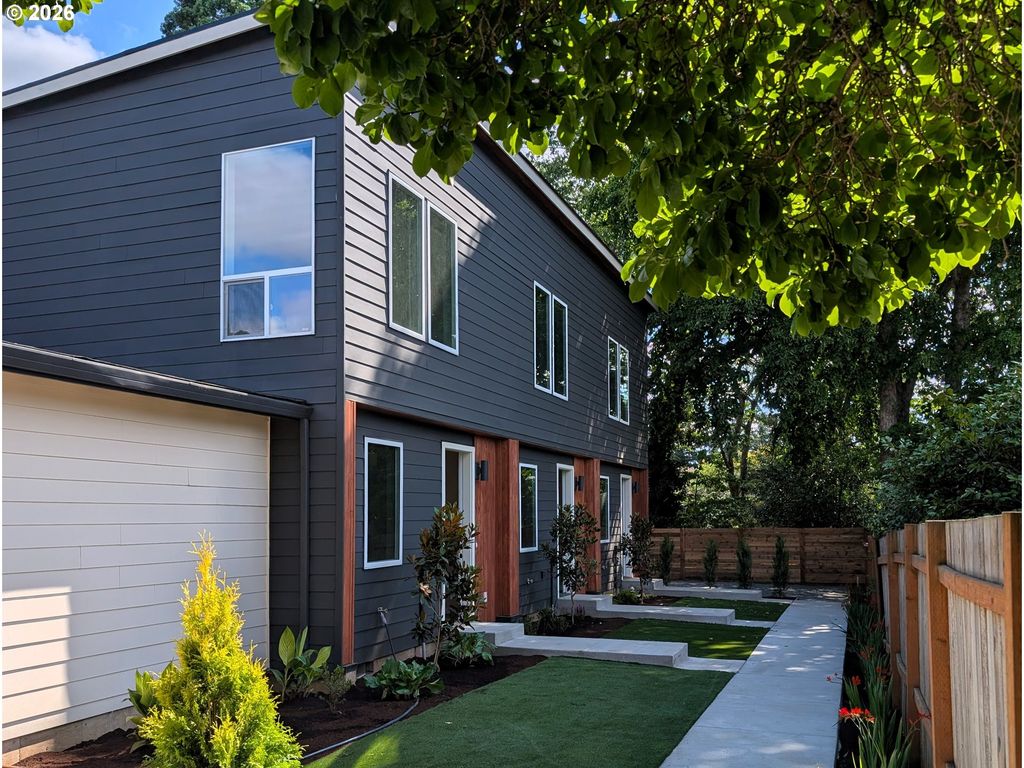 5122 Se 66TH Ave, Portland, OR 97206