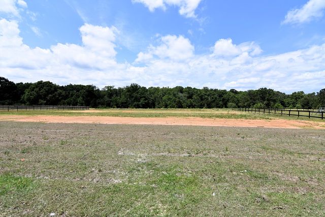 5136 Judge Logue Road, Newton, AL 36352