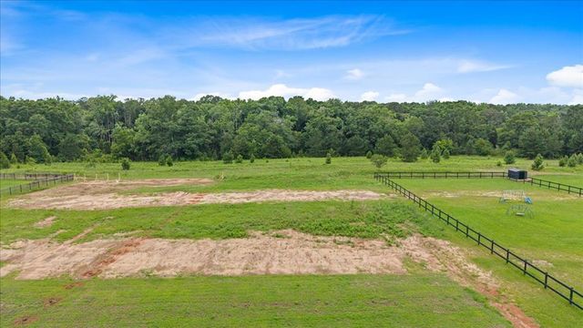 5136 Judge Logue Road, Newton, AL 36352