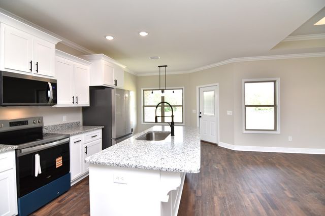 5136 Judge Logue Road, Newton, AL 36352