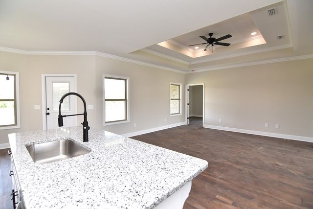 5136 Judge Logue Road, Newton, AL 36352