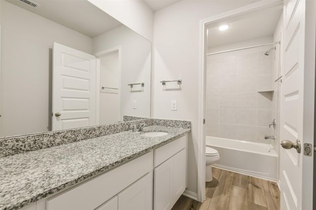 2101 Caney Creek Lane, Conroe, TX 77301