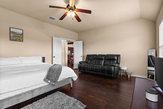 129 High Vista Road, Decatur, TX 76234
