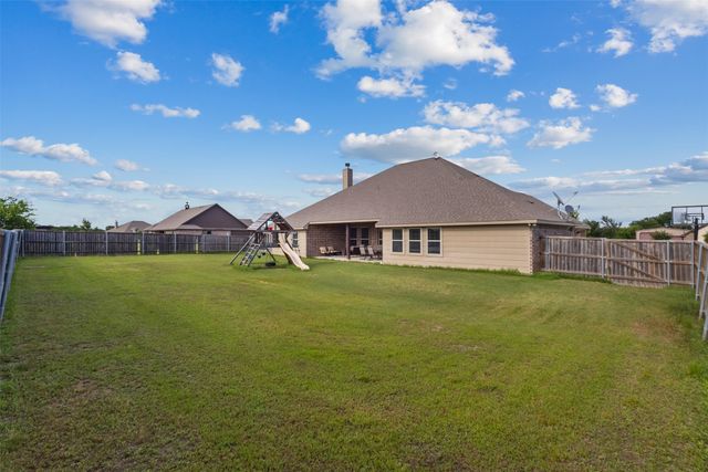 129 High Vista Road, Decatur, TX 76234
