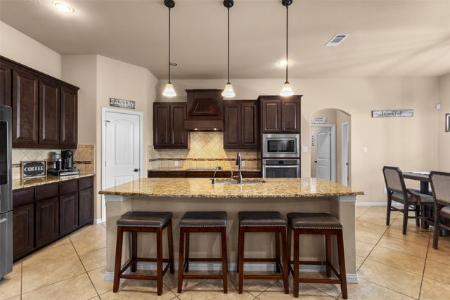 129 High Vista Road, Decatur, TX 76234