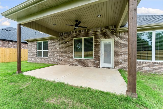 2116 Porter Street, Pea Ridge, AR 72751