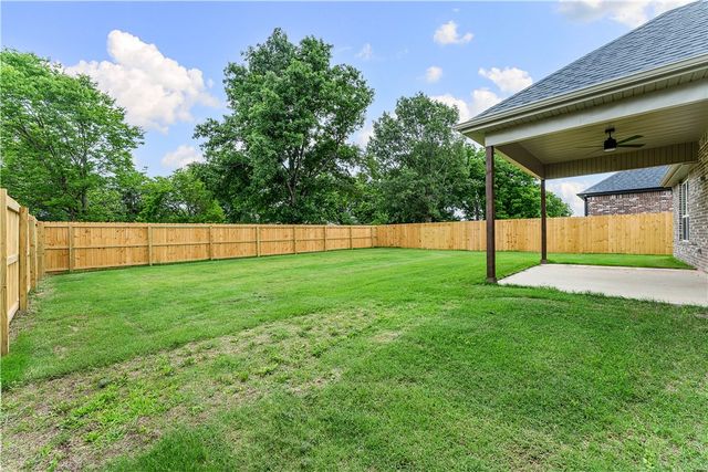 2116 Porter Street, Pea Ridge, AR 72751