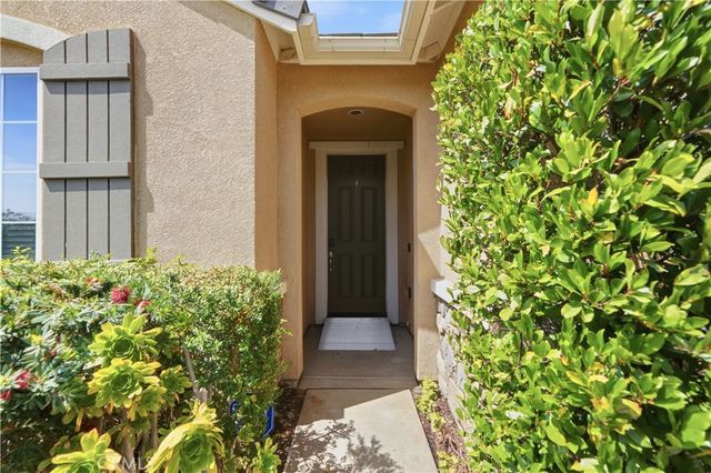34343 Blossoms, Lake Elsinore, CA 92532
