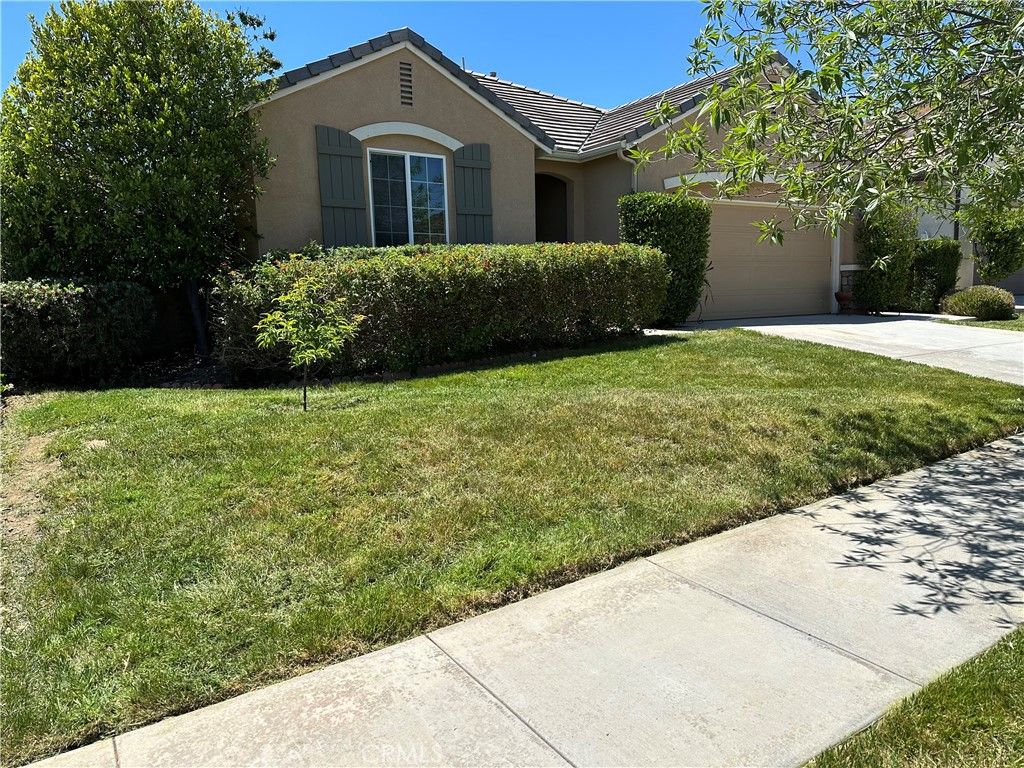 34343 Blossoms, Lake Elsinore, CA 92532