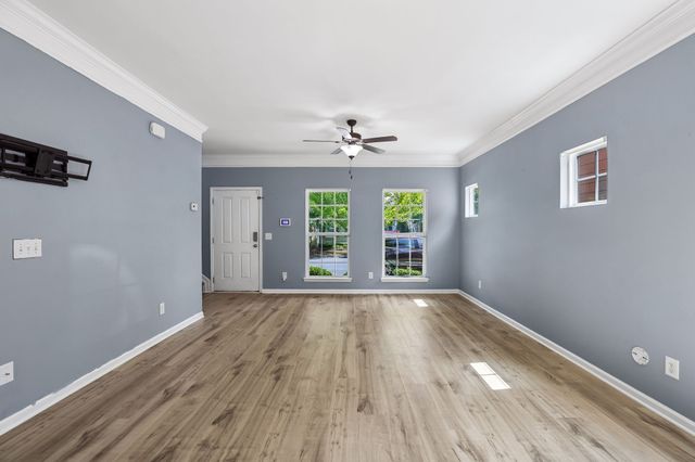 3027 Bienville Dr, Smyrna, TN 37167