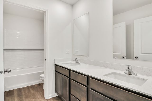 14761 S Greenbriar Drive, Plainfield, IL 60544