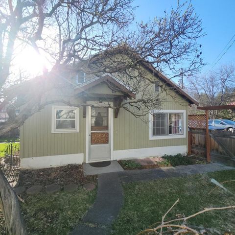 272 S ALDER St, Colville, WA 99141