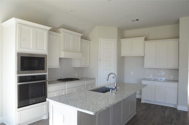 10511 Forfar Lane, Richmond, TX 77407