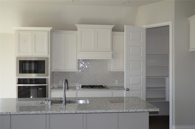 10511 Forfar Lane, Richmond, TX 77407