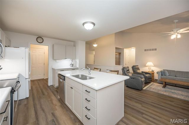 114 Riding Crop Lane, Wentzville, MO 63385