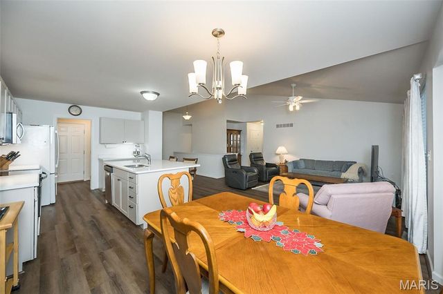 114 Riding Crop Lane, Wentzville, MO 63385