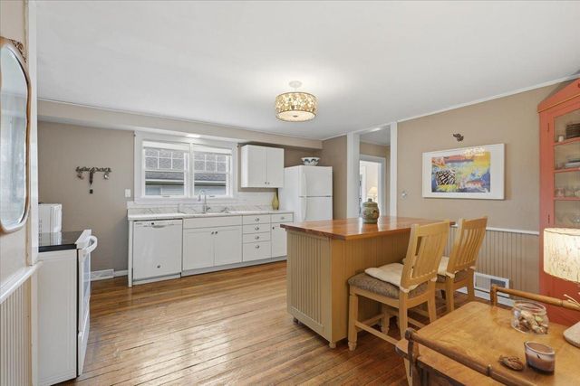 413 E 1st Street, New Richmond, WI 54017