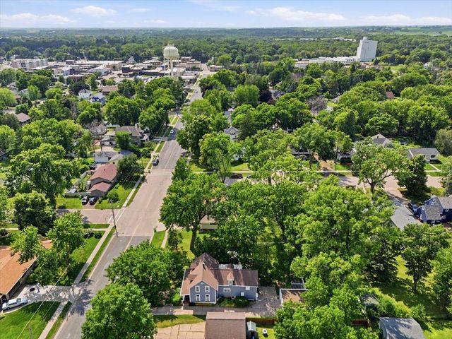 413 E 1st Street, New Richmond, WI 54017