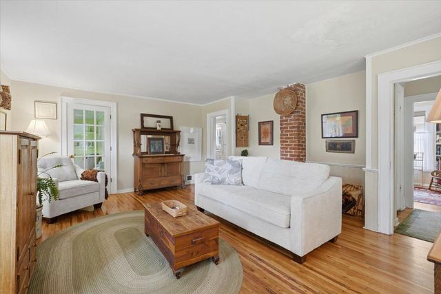 413 E 1st Street, New Richmond, WI 54017