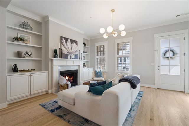 228 Dawson Drive, Woodstock, GA 30188