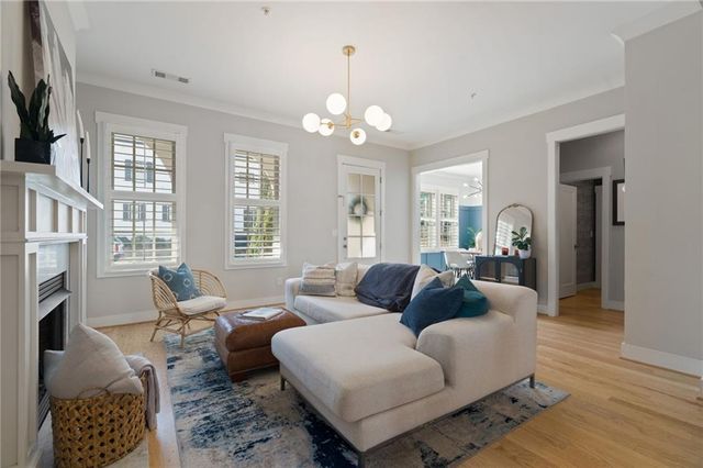 228 Dawson Drive, Woodstock, GA 30188