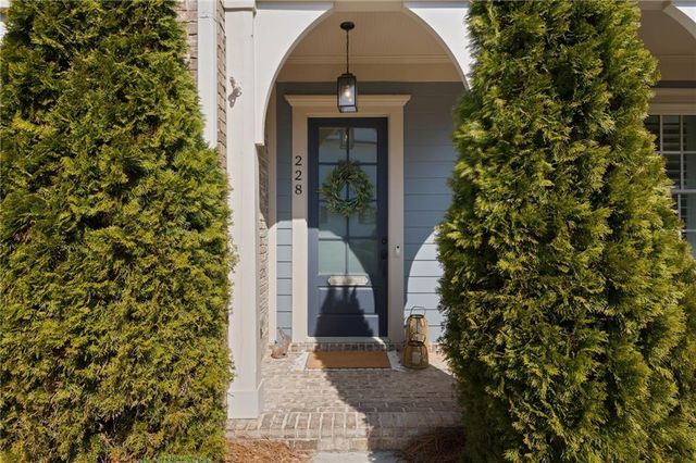 228 Dawson Drive, Woodstock, GA 30188