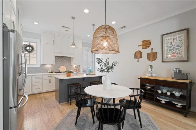 228 Dawson Drive, Woodstock, GA 30188