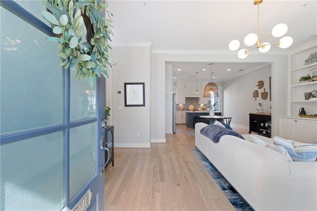 228 Dawson Drive, Woodstock, GA 30188