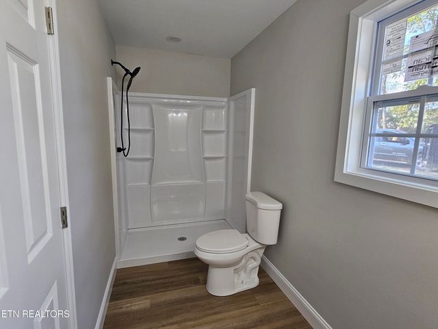 296 Greenwood Circle, Madisonville, TN 37354