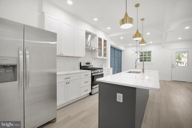 623 LONGFELLOW ST NW, Washington, DC 20011