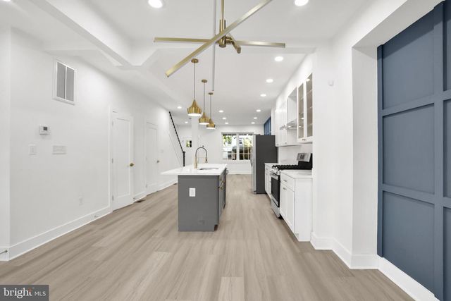 623 LONGFELLOW ST NW, Washington, DC 20011