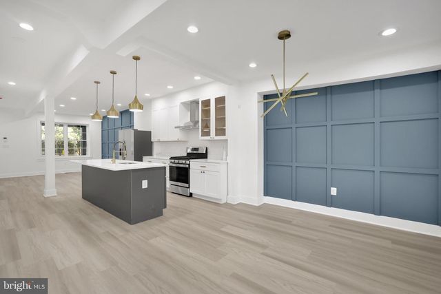 623 LONGFELLOW ST NW, Washington, DC 20011