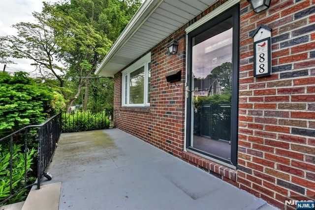 88 Woodland Avenue, Rutherford, NJ 07070