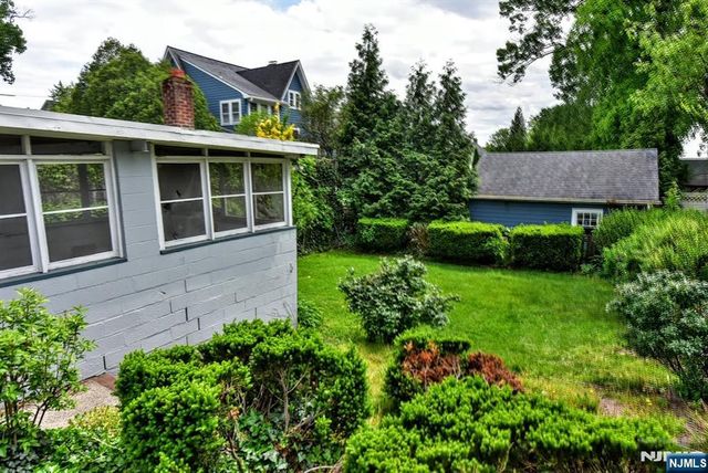 88 Woodland Avenue, Rutherford, NJ 07070