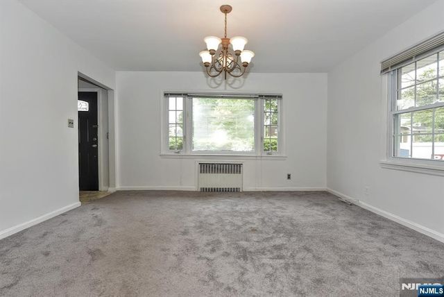88 Woodland Avenue, Rutherford, NJ 07070