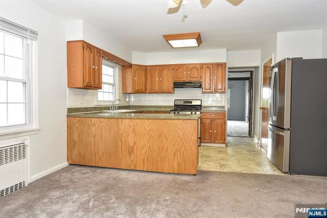 88 Woodland Avenue, Rutherford, NJ 07070