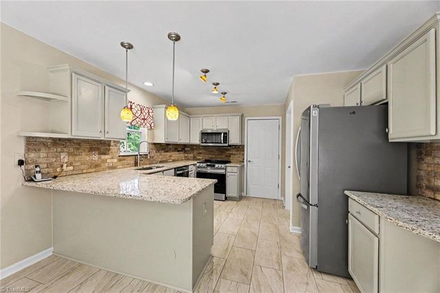 754 Peachtree Meadows Circle, Kernersville, NC 27284
