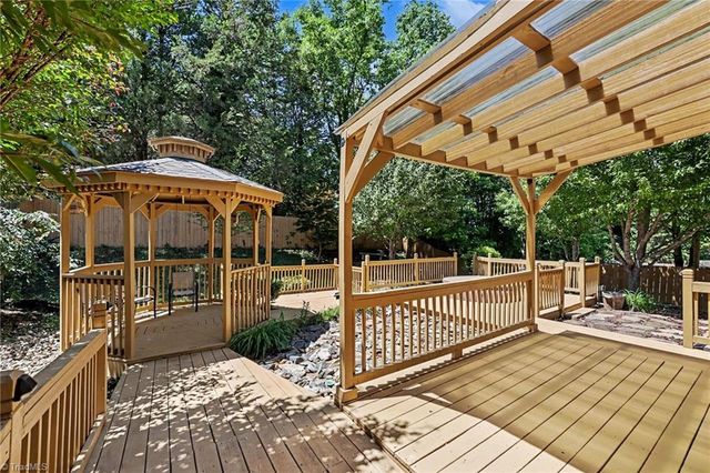 754 Peachtree Meadows Circle, Kernersville, NC 27284
