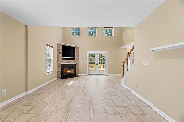 754 Peachtree Meadows Circle, Kernersville, NC 27284