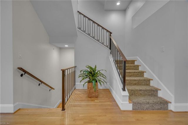 257 W Freemason ST, Norfolk, VA 23510